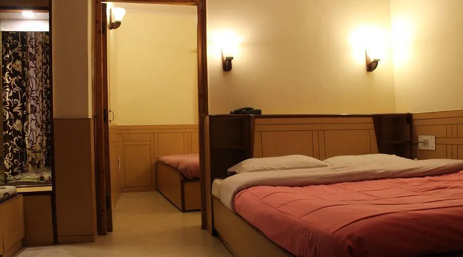 Hotel Hilltop Shimla 3*,  India